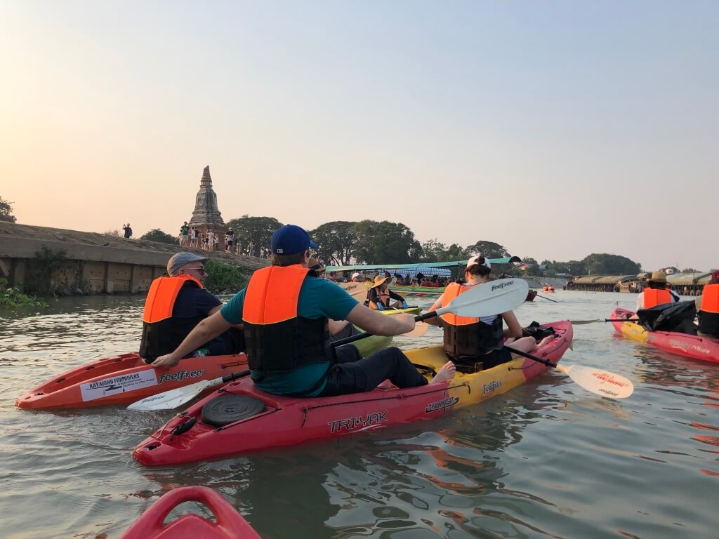 2020 Loebs navigate the Chao Phraya river in kayaks.
