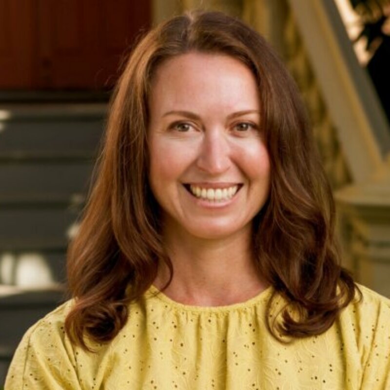 Profile photo of Julia Campbell